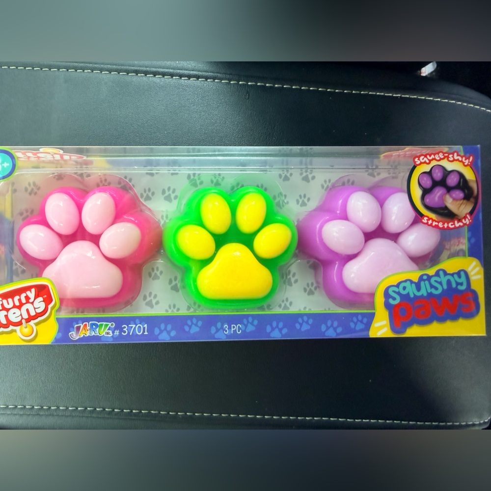 FRIENDS Squishy Paws 3-Pack